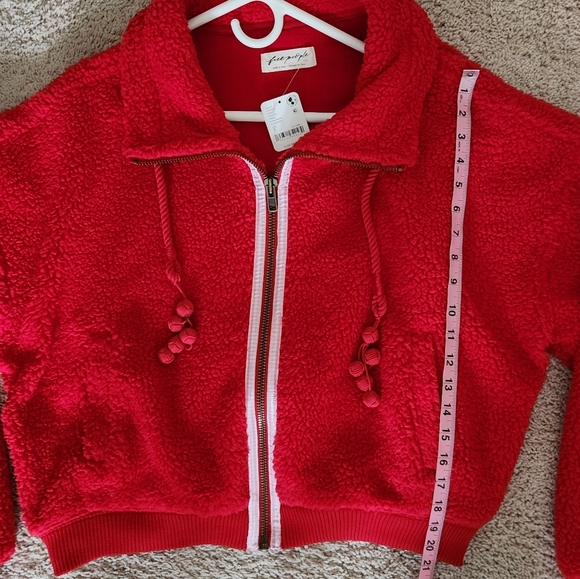 Free People Women's Red Alpine Sherpa Fleece Jacket Sz. Small - Picture 7 of 8